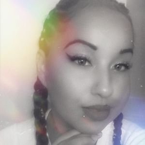 Meet your Posher, Vanessa